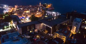 Night cation of the Hotel from above